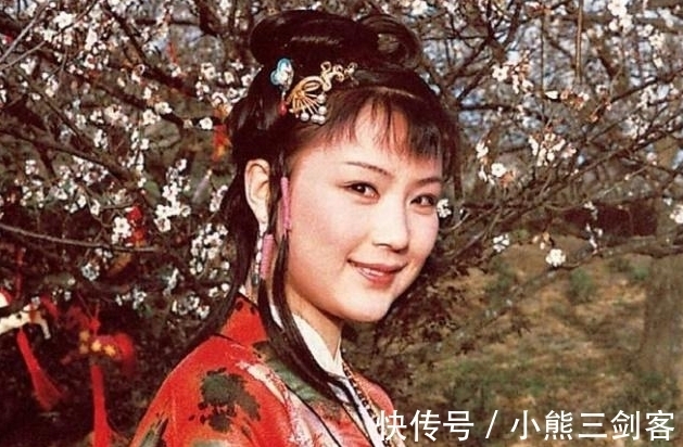 湘云!红楼梦:史湘云为何经常被接来接去?背后藏着贾母和史家的小心机