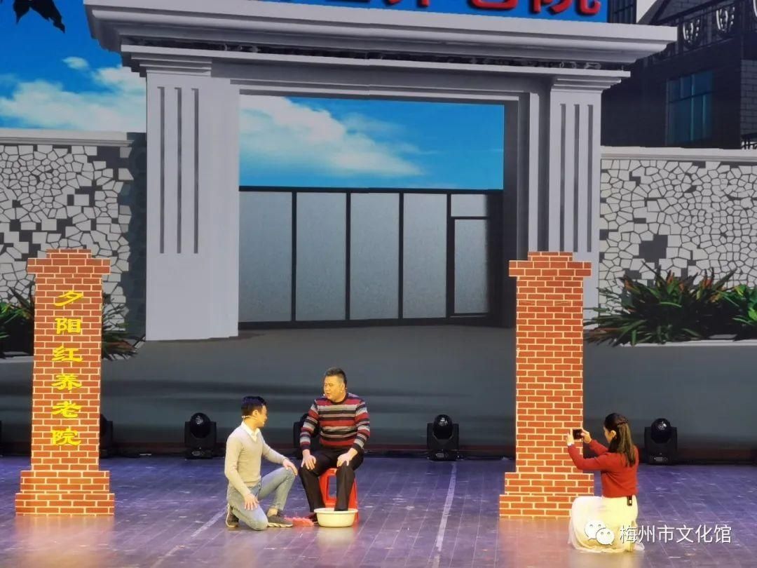  清水河|我馆创排基地作品《清水河》《大叔的烦恼》亮相韶关