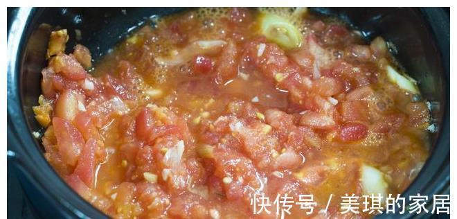 饭菜|今天的晚餐，有鱼有肉，荤素搭配，爸妈回来就能吃上可口的饭菜了