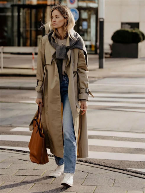 大地色 颜色上身更有“高级感”?买风衣前,这3个颜色一定要做功课