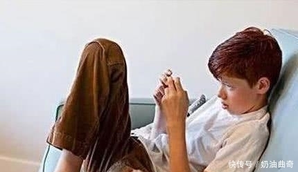 可怕|颈椎病头晕不可怕,1分钟肩颈操,一学就会,坚持2周,颈椎病好