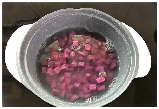 天冷别老喝奶茶，在家简单2步做成糖水，驱寒暖胃，便宜又好喝