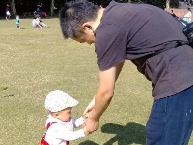 后天|强大的爸爸不一定有钱,但会送儿子三句话,相当于给娃“塞钱”