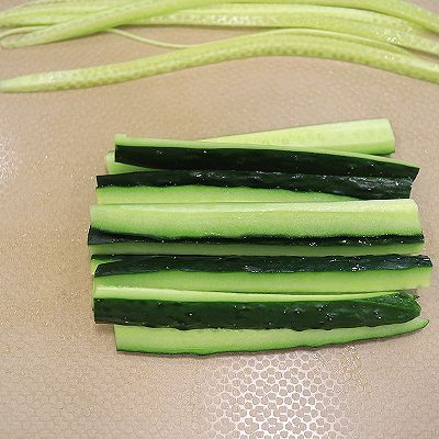 爆腌香辣黄瓜