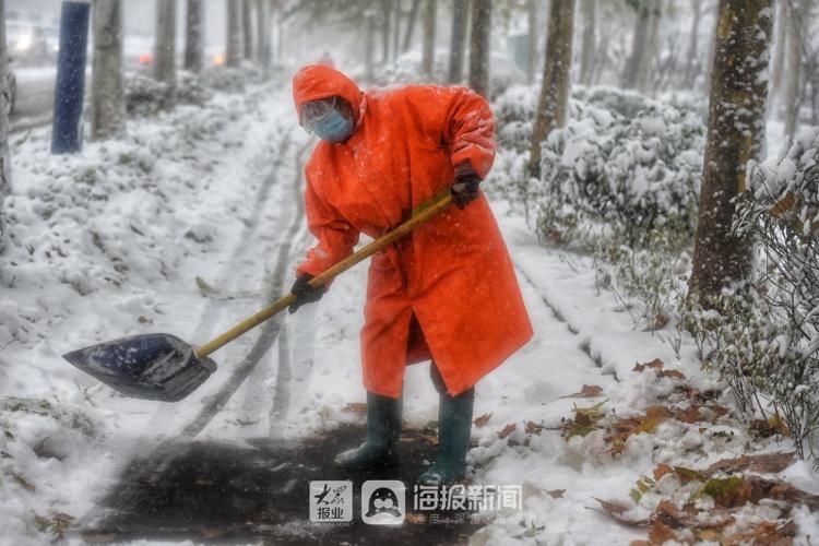 初雪|组图+视频丨德州入冬初雪如期“到货” 积雪已盖住脚背