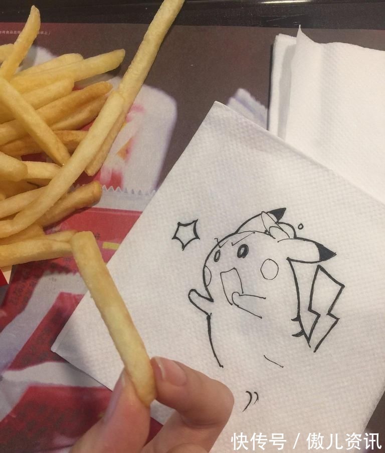 番茄酱!灵魂画师用餐具作画,快餐吃出感情来,皮卡丘贪吃又可爱
