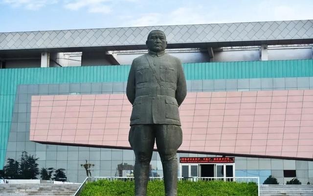 爱将|他是冯玉祥爱将,撕下委任状成共产战士,被军统特务诱捕杀害殉国