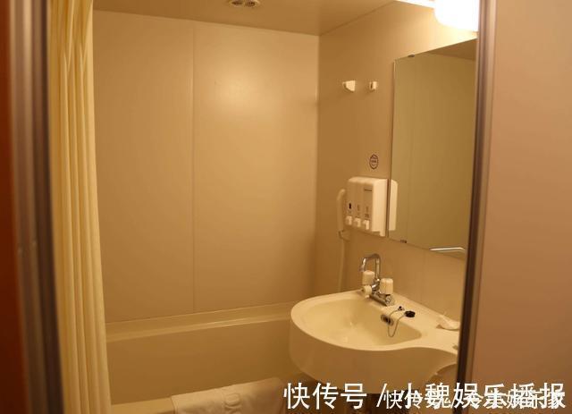 干湿分离|第一次见国外的淋浴房这么做干湿分离，太机智了，回家想照着装