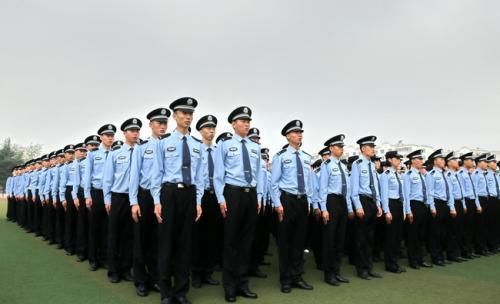 为什么父母说考个警校，比去双一流大学好呢？要看自己个人爱好！