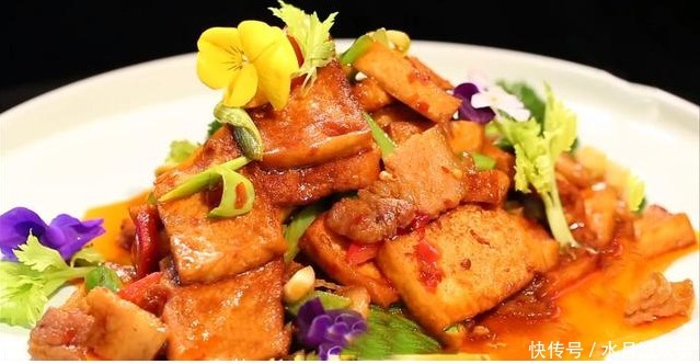 教你做|大厨教你做“家常豆腐”,豆腐不碎又入味,做法简单,10分钟搞定