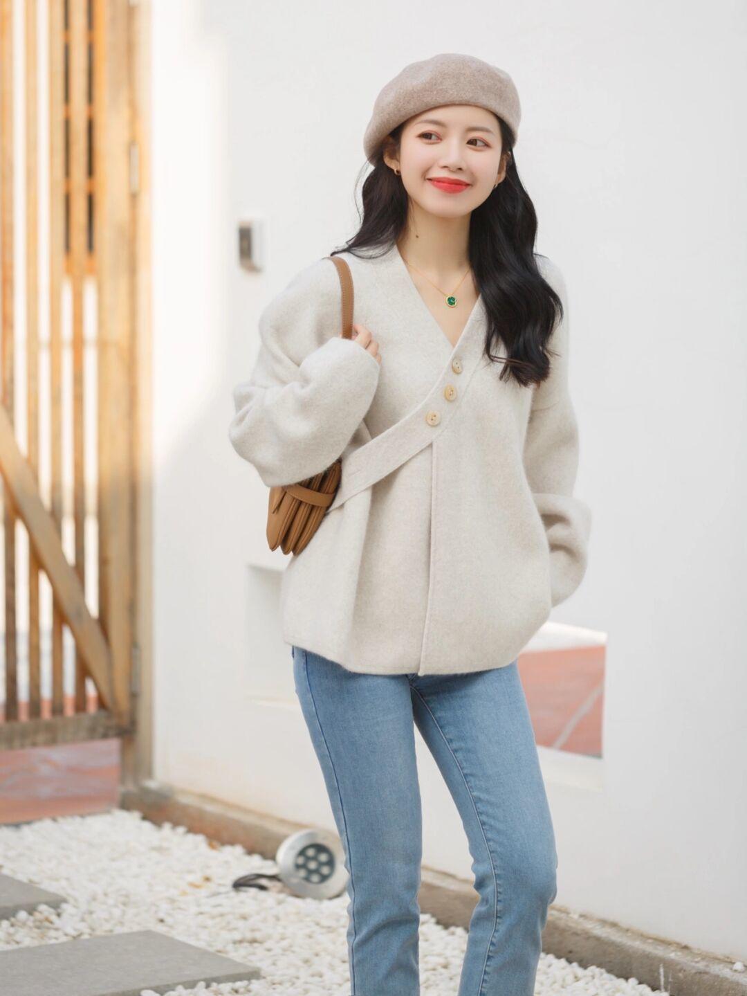 修身性 穿来穿去,还是“毛衣”最百搭,不花哨、不显胖,简约高级又时髦