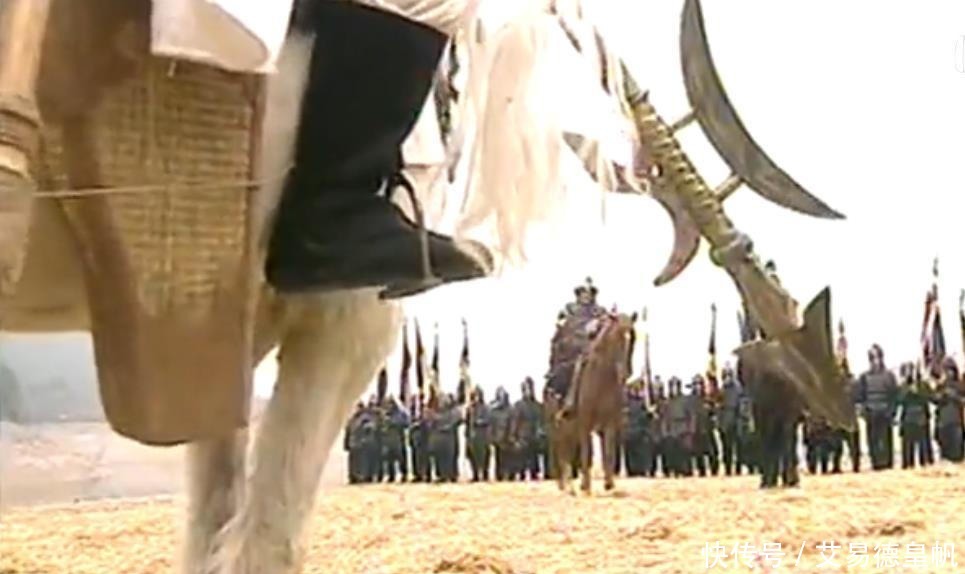 征东的时|薛仁贵为啥用长戟而不用陌刀马槊？