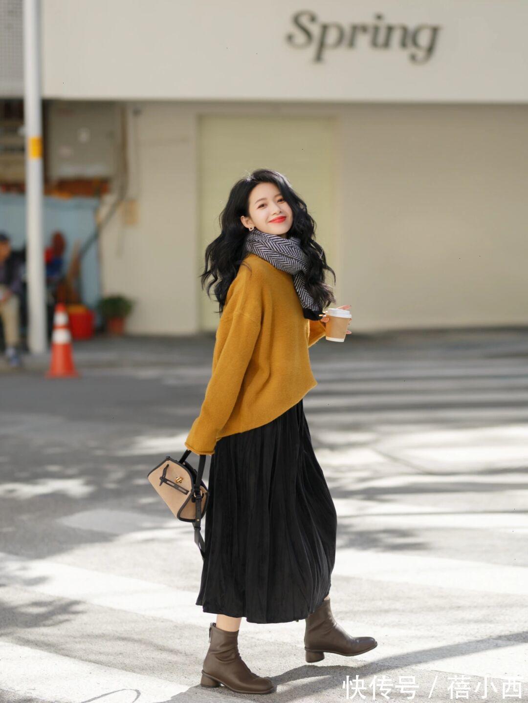 时髦精 冬季“毛衣”穿搭又卷土重来,想成为时髦精就这么穿,体面又时尚