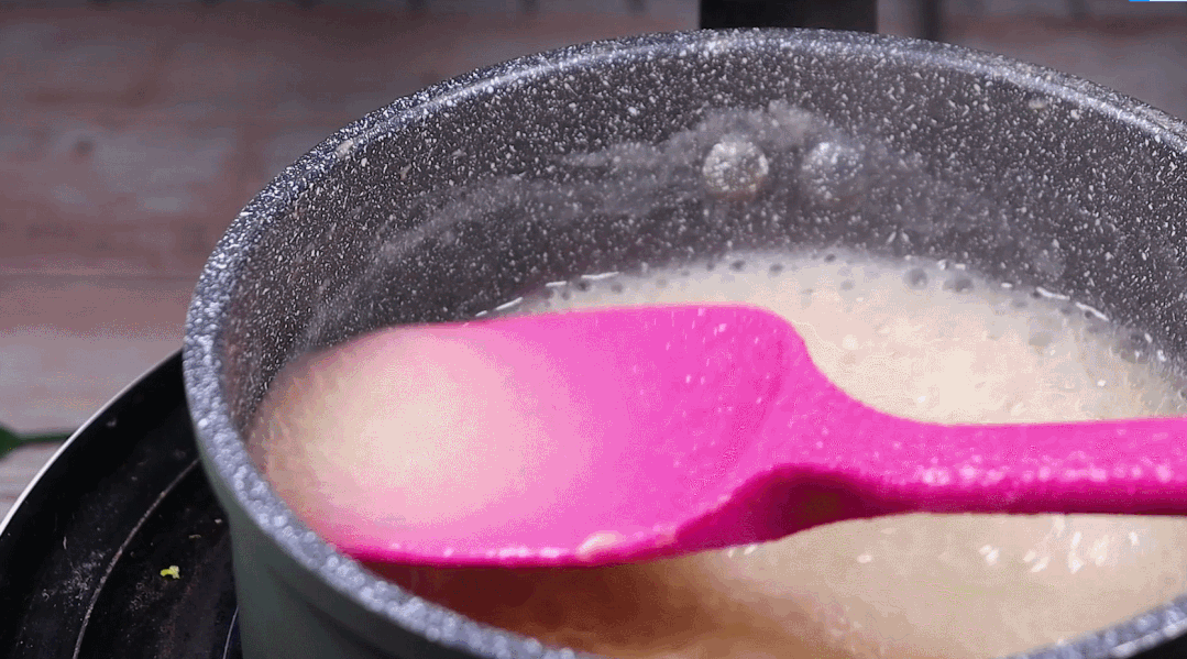 超爱|秋冬雪梨正确做法，不蒸不煮，润肺去火，宝宝超爱吃，辅食首选