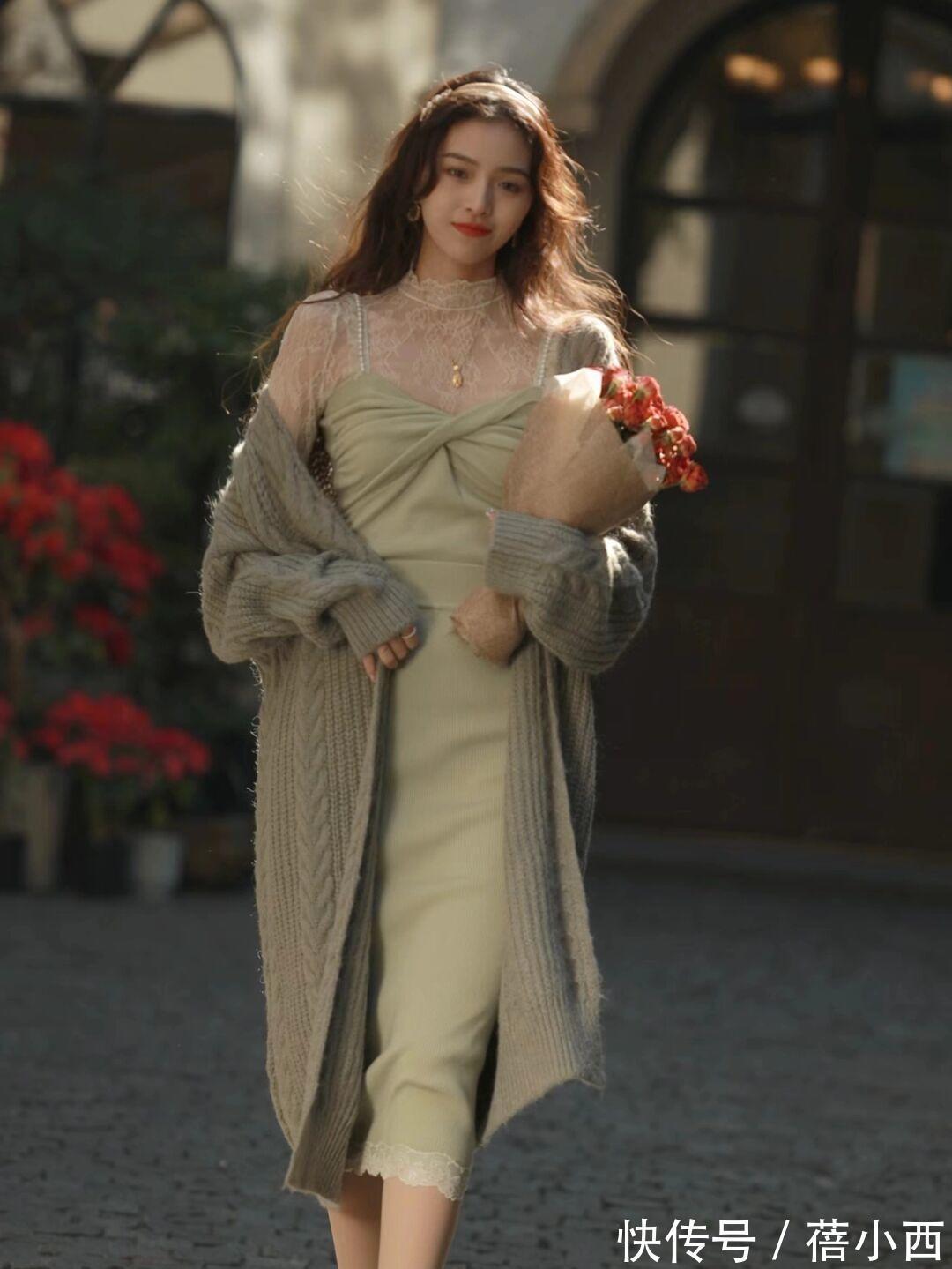 版型 “毛衣开衫”永不过时,选对款式就能成为女神,单穿、叠穿都好看