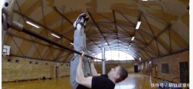 引体|引体向上的5种变式,帮你塑造真正的“虎背熊腰”,看你能做几种