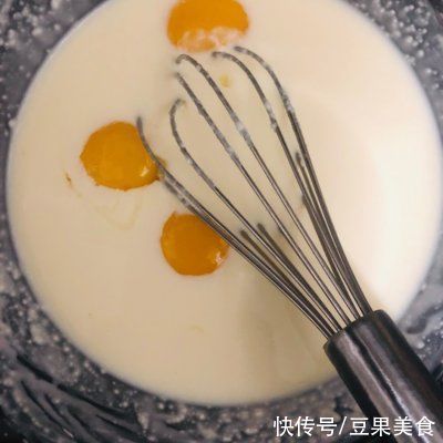 蛋白霜|轻乳酪蛋糕中午刚做完，晚上又想吃了