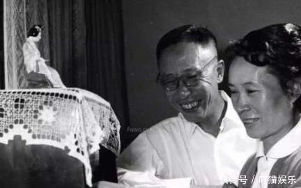 寻常|溥仪不愧是当过皇帝的人,第一份工资买的东西寻常人不会买!