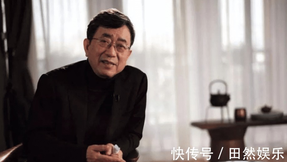 文化苦旅$著名学者易中天多次批评余秋雨,文人相轻余秋雨我不认识他