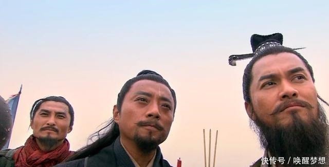 梁山|《水浒传》里杨雄、石秀因何差点被晁盖斩了只有此人看明白了！