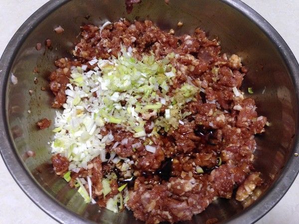 芹菜|秋天包饺子,韭菜芹菜靠边站,一斤2块钱,多汁鲜香全家都喜欢!