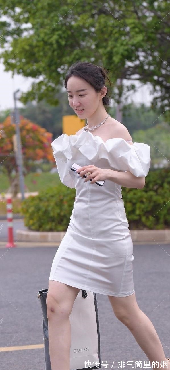 包臀裙 活泼减龄的包臀裙塑造出时尚新颖的穿搭,秀出高级美感,灵活多变!