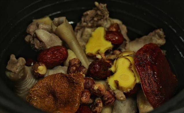 冷空气来袭,保暖御寒给家人多煮汤,营养好喝,增强体质防感冒