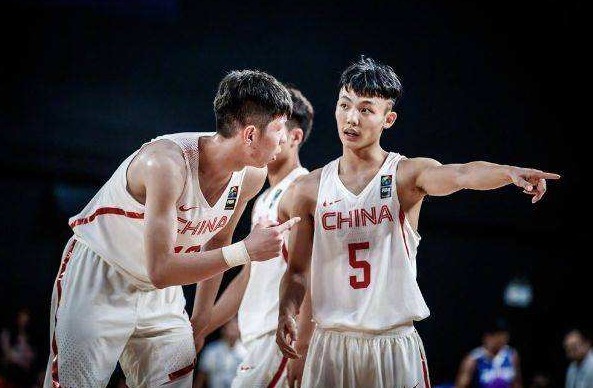 离队|正式离队!国字号新星被马布里放弃,告别CBA赛场