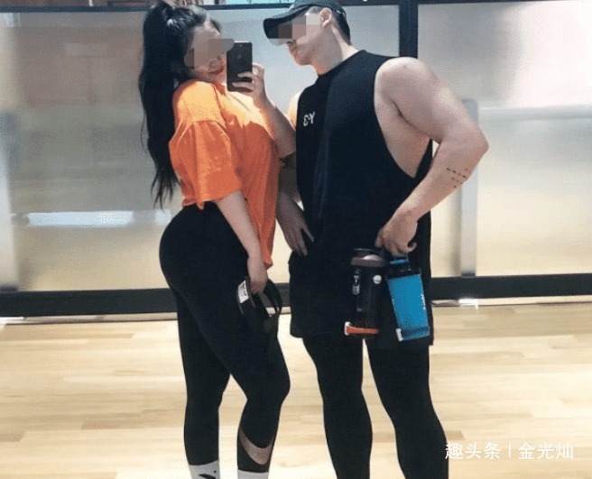 女巨人|海外健身“女巨人”，大腿比头还大，直男看完热血沸腾