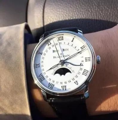 腕表会考虑品味什么的吗？还是，喜欢就买呢？