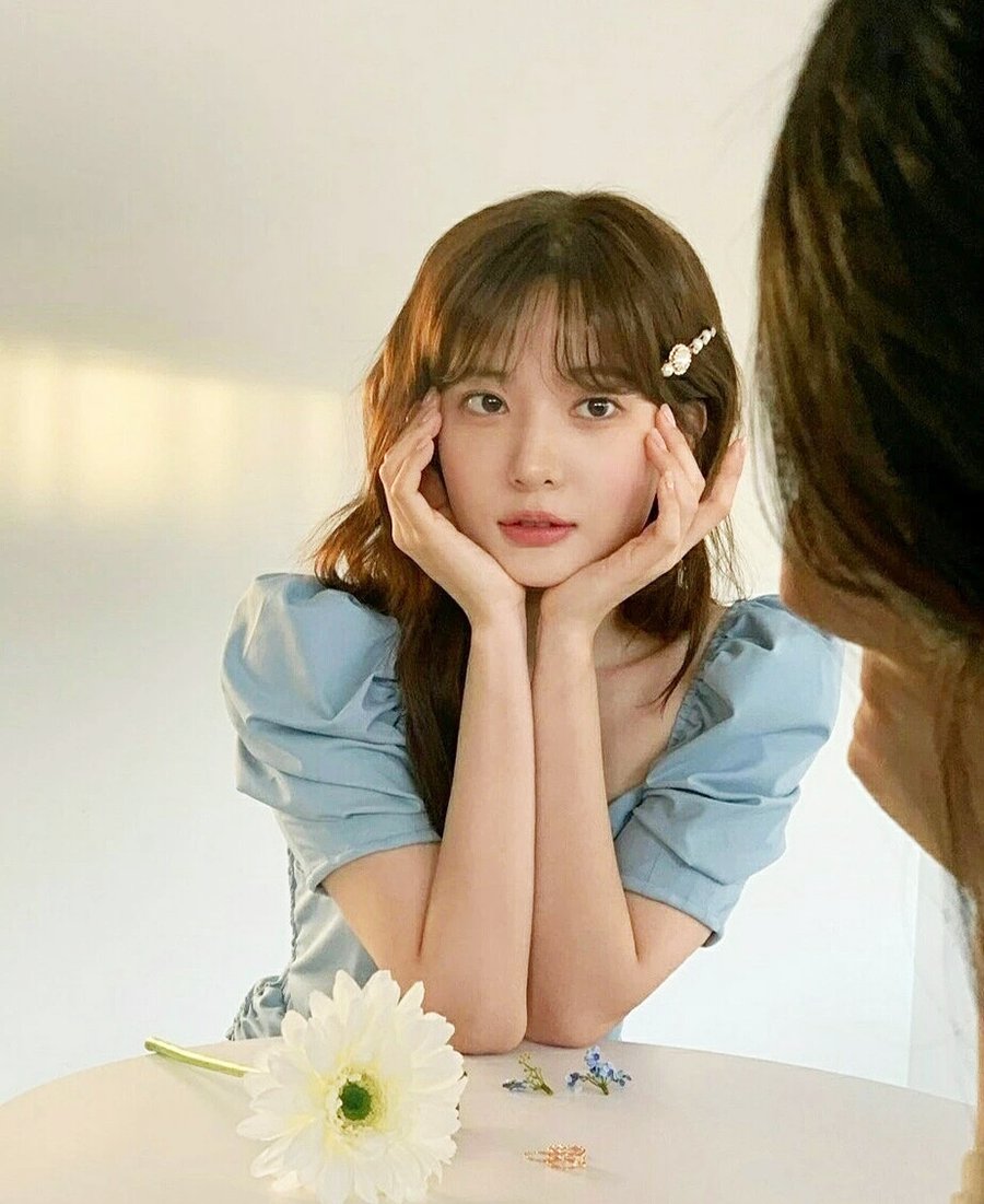 少女|今年流行韩系少女风！斩男又洋气，太美了