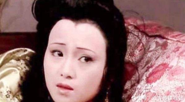 贾珍$秦可卿病的离奇,五位大夫轮番瞧病,却不敢说腹中胎儿是何人的