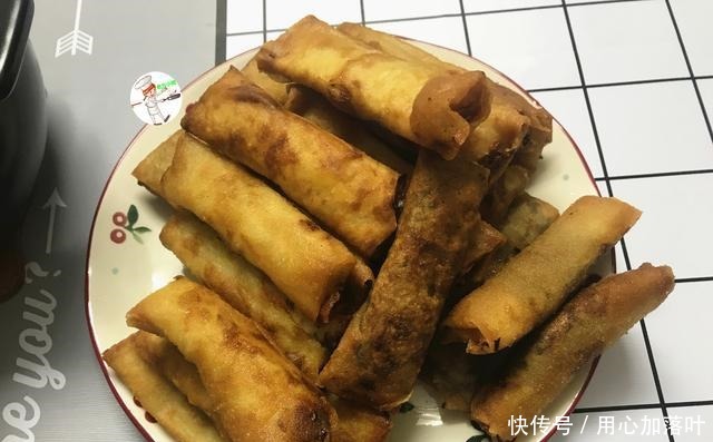 元宵节,儿子出差,我做了6菜1汤和2道小吃,和未来儿媳妇一起吃