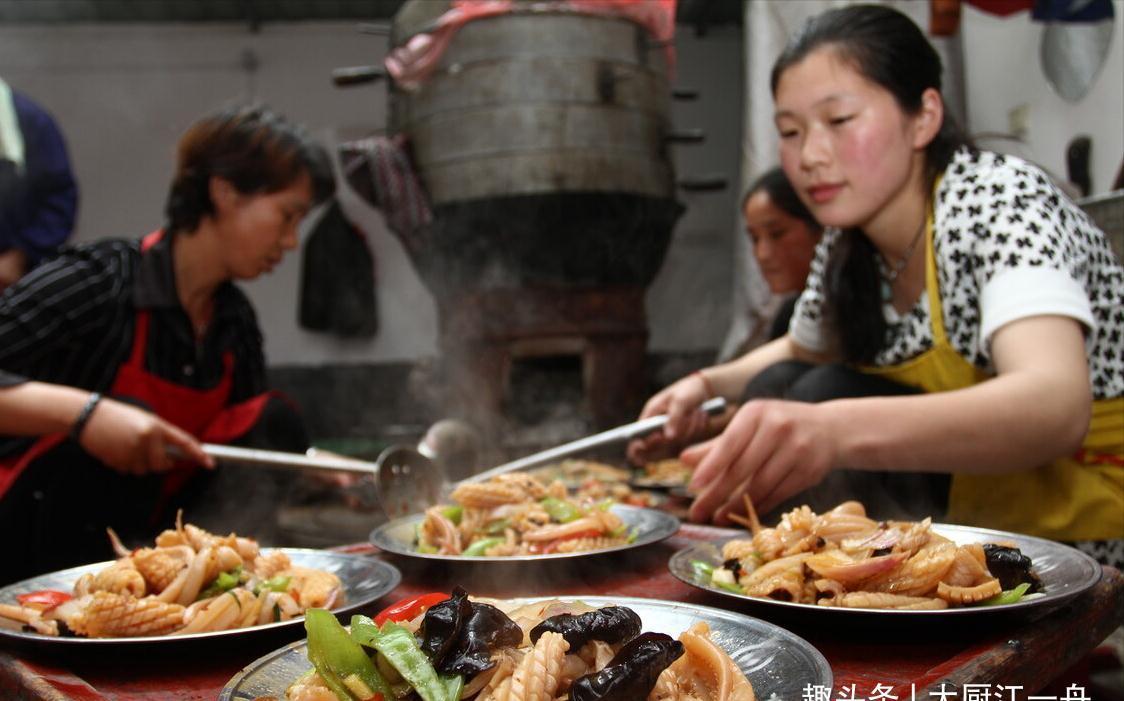 河南农村大席上有道送客菜,吃完它就该散席了,你知道是啥菜吗?