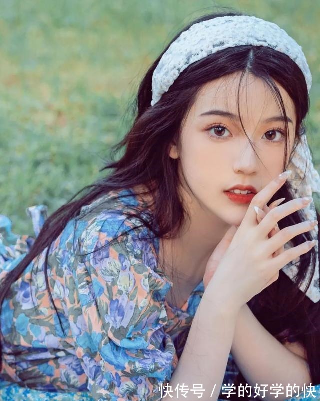 发箍 时尚圈真是个轮回!盘点今年流行的“土味发饰”,没想到还真好看!