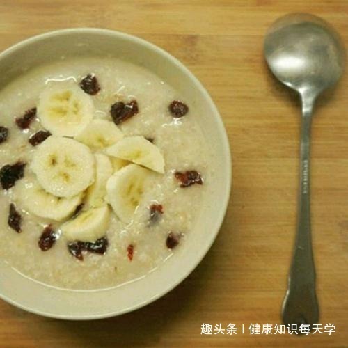 秋冬|秋冬季节,每天吃一碗,湿气没了,睡眠好了,脸色红润水嫩显年轻