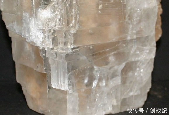 低价从我国买入,包装一圈再卖给中国游客,仍有大批国人蒙在鼓里