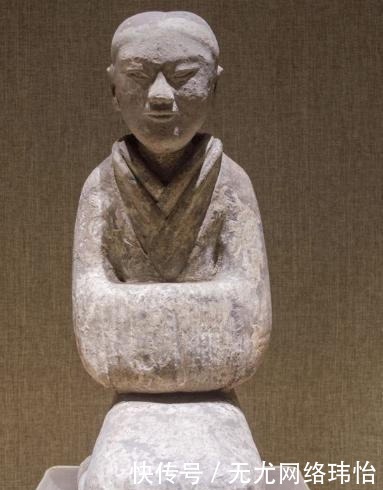 失礼|为何“箕踞”在中国古代是一种非常失礼的姿势?