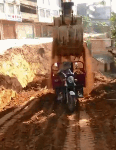 |搞笑GIF:新式洗碗法,了解一下!