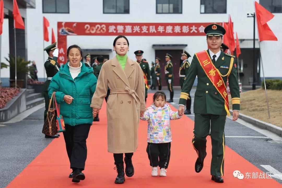 这场表彰大会，荣誉感爆棚！