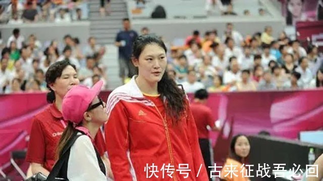 陈忠|女排主攻被誉为郎平第二,一记扣杀打晕日本主力,退役任三个要职