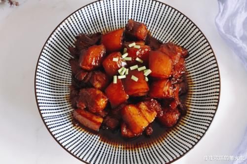 “红烧肉”怎么做才好吃？这么做好吃美味不油腻，学会了给家人露一手