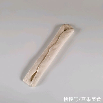 美味|美味调剂生活，绵软拉丝蜂蜜吐司不可错过