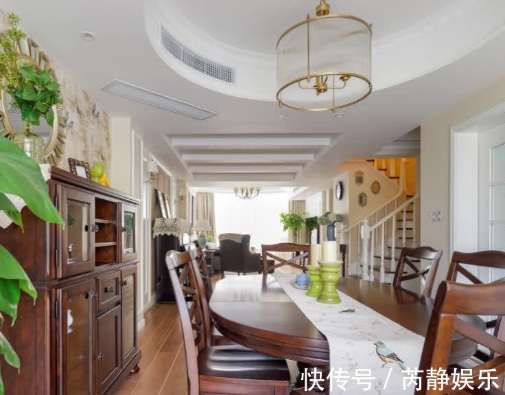 玄关|170平新房,进门就被玄关迷住了,中式装修很大气,邻居约饭请教