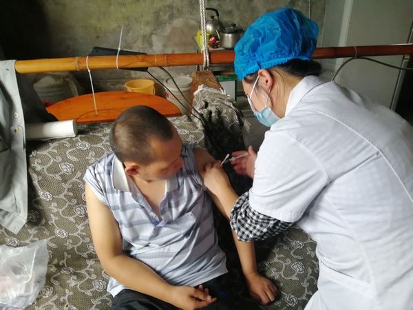 固定点|黎平县2000余名网格员下沉打好疫苗接种攻坚战