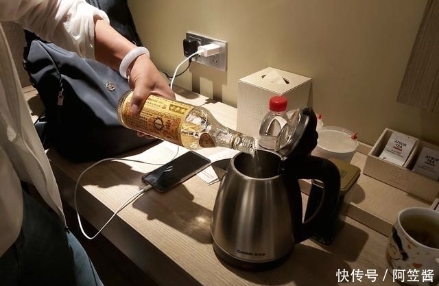 商品|酒精酒已经被淘汰，商品酒成了粮食酒，是真的改变还是只换马甲