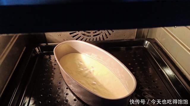  分享|快去做！何炅老师分享的蛋糕真好吃，不用烤箱，软糯Q弹还减肥