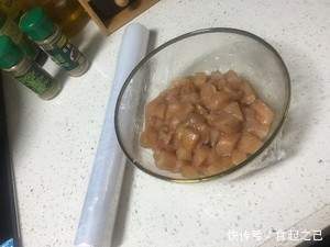 减肥打卡第十一天,早上一杯温水,晚餐一定要轻食