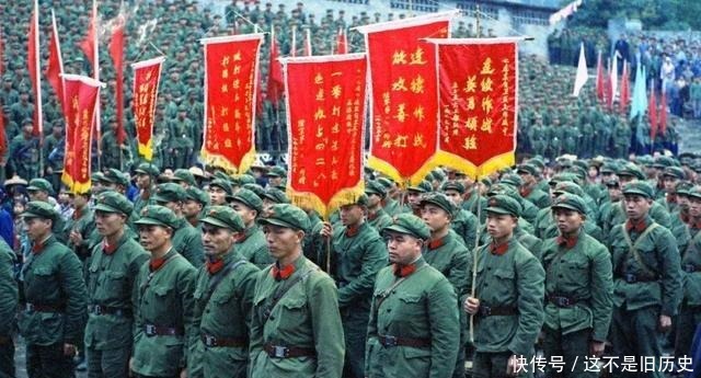 营长|副营长潜入越南,黑暗中听见水声水壶不满,晃荡出声︱百家故事