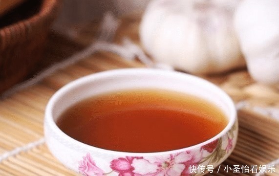 婆婆往冰箱里放了这几样东西！一年四季都不臭，周围邻居跟着学